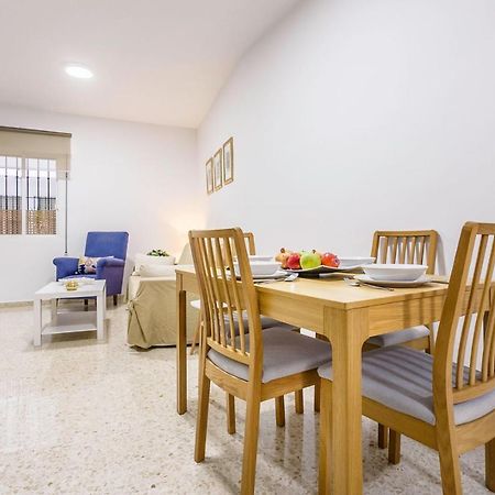 Apartamentos Sta María La Blanca Sevilla Exterior foto