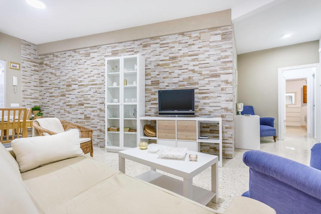 Apartamentos Sta María La Blanca Sevilla Exterior foto