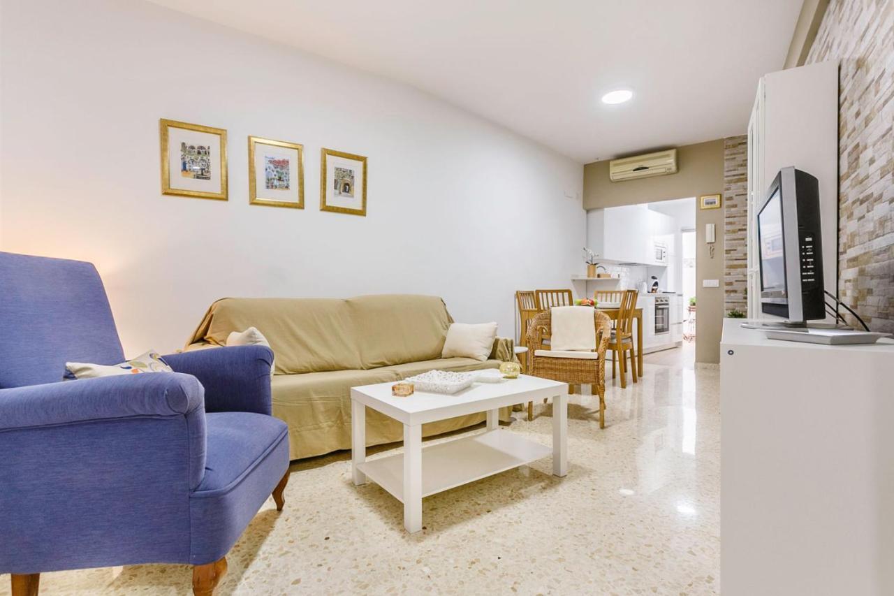 Apartamentos Sta María La Blanca Sevilla Exterior foto